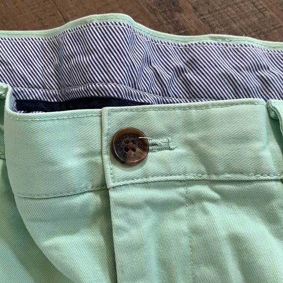 Almost New Brooks Brothers Shorts, 36 - Picture 2 of 5